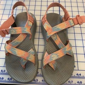 Women’s size 6 Chaco sandals